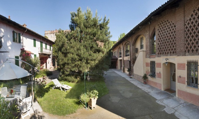 Guarene Apartment | Hill of Alba/Langhe/Roero- Romantic historic home- 7 nights special offer