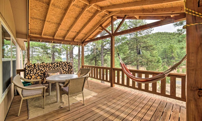 Holman House | 'Hilltop Hideout' w/Peaceful Mountain Views