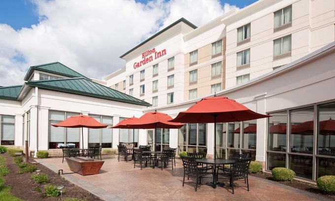 Edinburgh Hotel | Hilton Garden Inn Columbus Edinburgh