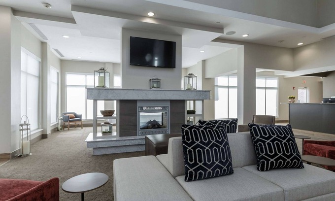 Elkhart Hotel | Hilton Garden Inn Elkhart