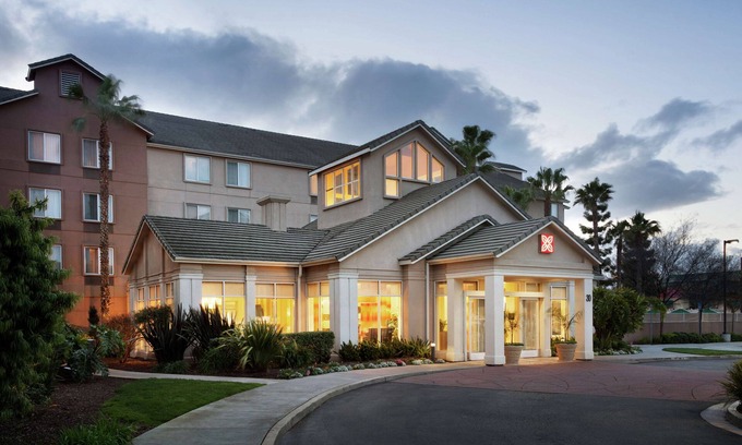 Gilroy Hotel | Hilton Garden Inn Gilroy