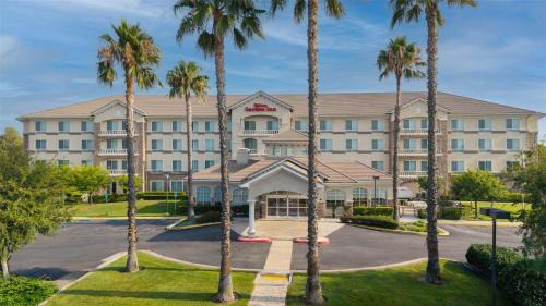 Rancho Cucamonga Hotel | Hilton Garden Inn Ontario Rancho Cucamonga