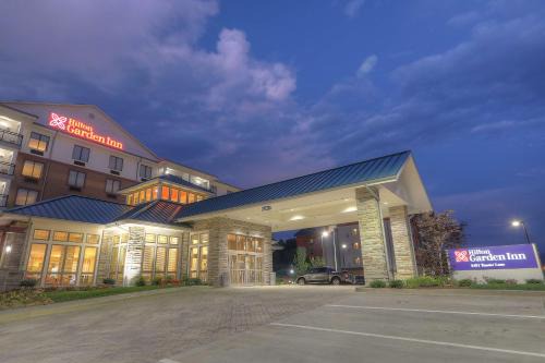 Pigeon Forge Hotel | Hilton Garden Inn Pigeon Forge