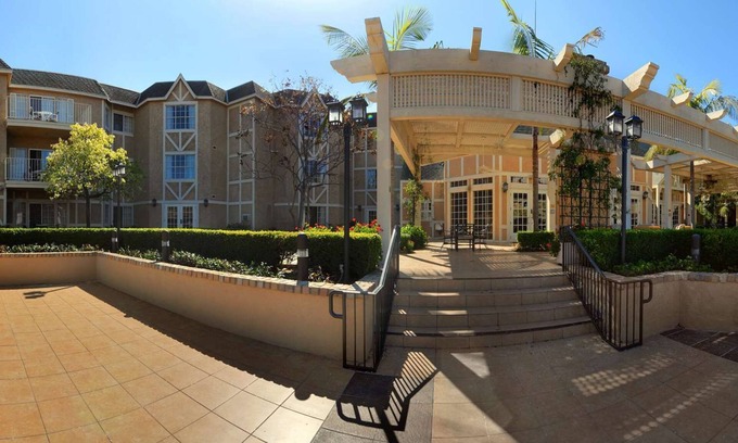 Carmel Valley Hotel | Hilton Garden Inn San Diego Del Mar