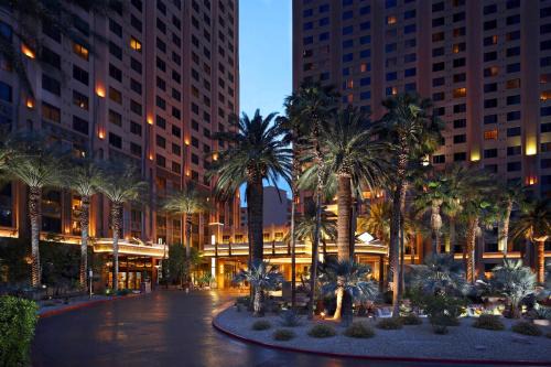 Las Vegas Resort | Hilton Grand Vacations Club on the Las Vegas Strip