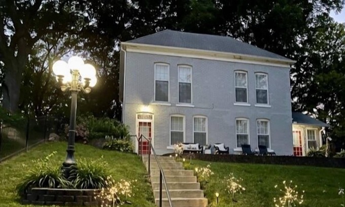 Atchison House | Historic Charm in Atchison