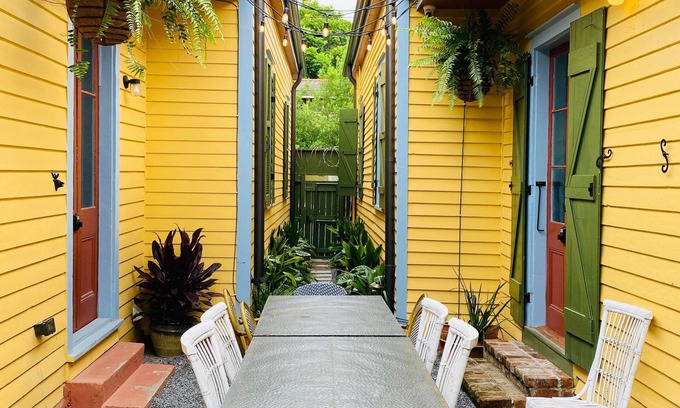 South 7th Ward Hotel | Historic Designer Compound w/2 Homes, Pool + Spa, French Quarter/Marigny