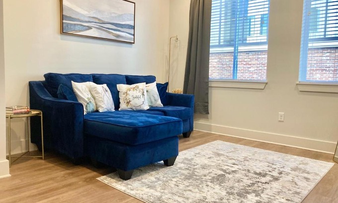 Downtown Memphis Apartment | Historic Downtown Wonder Bread Factory Apartment