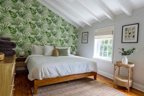 Washington Square West House | Historic Family 3BR Trinity in the Heart of Philly