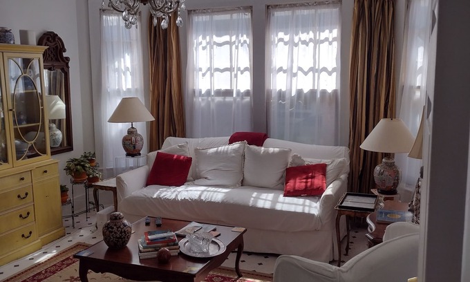 Palatka Apartment | Historic Home a block to St Johns River and down town shops/restaurants.