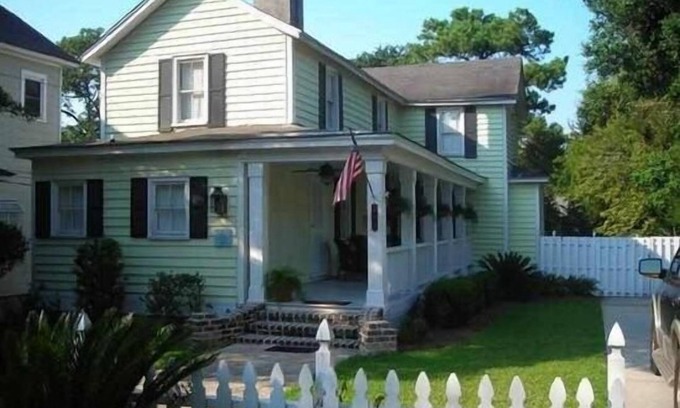 Georgetown House | Historic Home In Downtown Georgetown, Close To Charleston And Pawleys Island