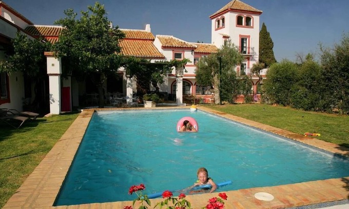 Carmona House | Historic patrician country house with exceptional location