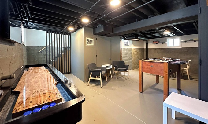 Kankakee House | Historic Sheridan House - Spacious and Stylish!