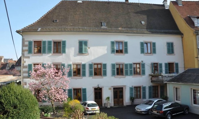 Old Town Apartment | HISTORICAL CENTER, APARTMENT WITH GARDEN, PARKING outside Christmas market period