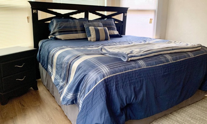 Cimarron House | Historical cozy home just down the canyon from the ski resorts!