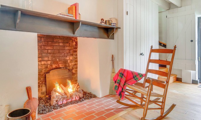 Thurmont House | Historical Thurmont Escape w/Furnished Deck!