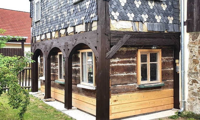 Bernstadt a. d. Eigen House | Holiday Home in Bernstadt auf dem Eigen with Garden