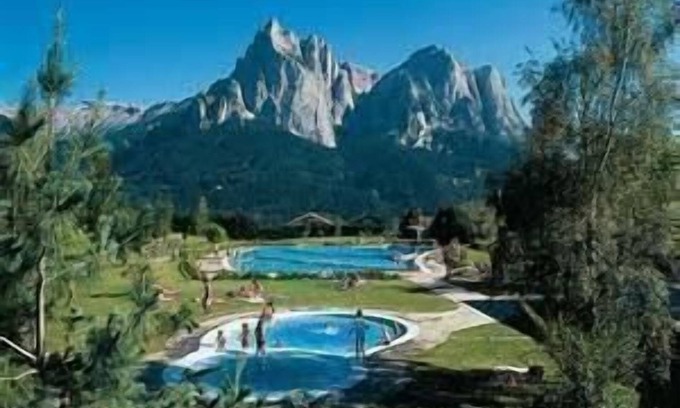 Siusi House | Holiday apartment Seis am Schlern (Siusi) for 2 - 4 persons with 3 bedrooms - Holiday house