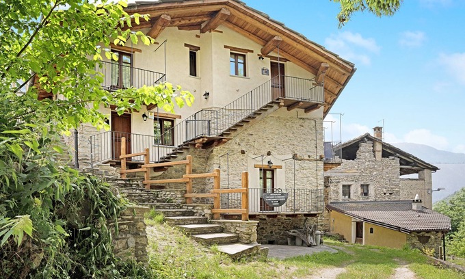 San Michele Prazzo Apartment | Holiday Apartment "Genzianella Tano Di Grich" with Mountain View & Private Terrace
