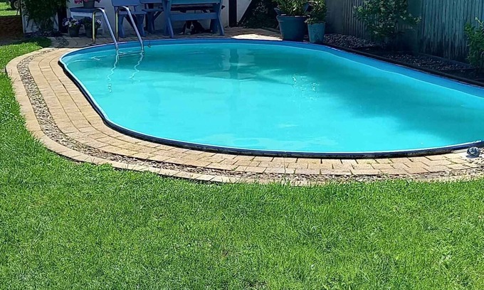 Fuhlendorf Apartment | Holiday apartment with terrace and pool