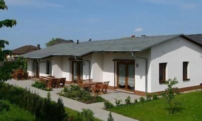 Neuendorf Apartment | Holiday flat with two bedrooms and terrace