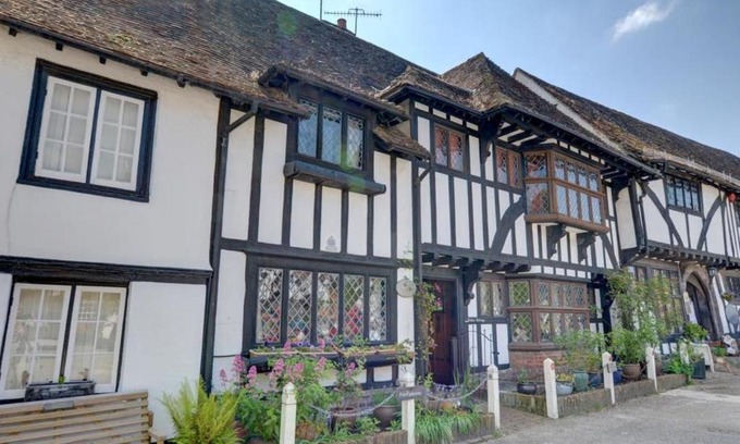 Chilham House | Holiday Home Smithy