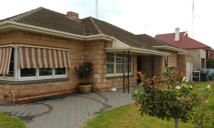 Wallaroo House | Holiday House at Wallaroo