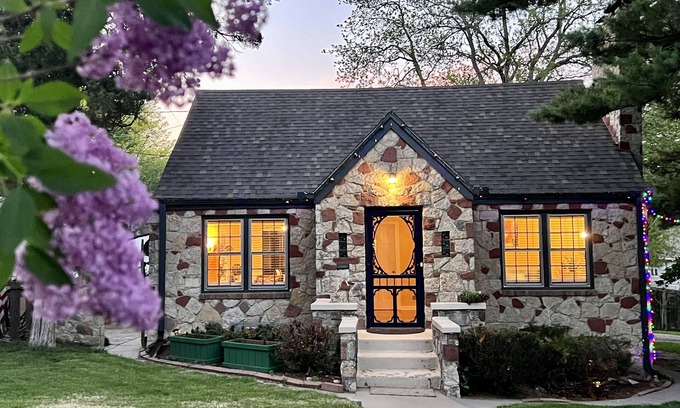 Benson House | Holiday house near the town and airport