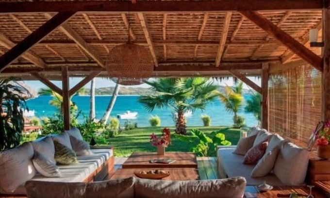 Nosy Be House | Holiday house Nosy Be for 1 - 6 persons with 3 bedrooms - Holiday house