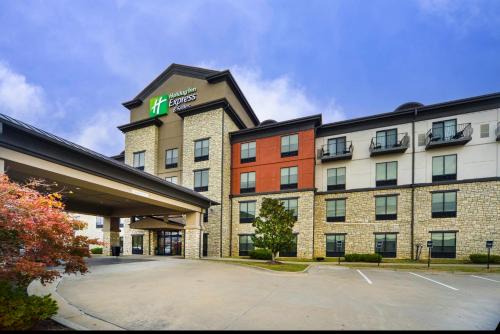 Conway Hotel | Holiday Inn Express Conway by IHG