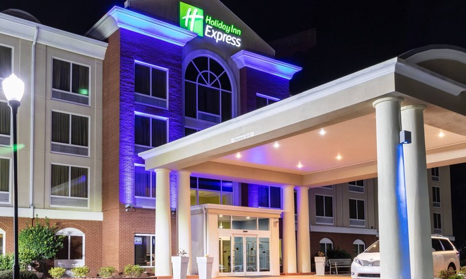 Irondale Hotel | Holiday Inn Express Hotel & Suites Birmingham-Irondale(East) by IHG