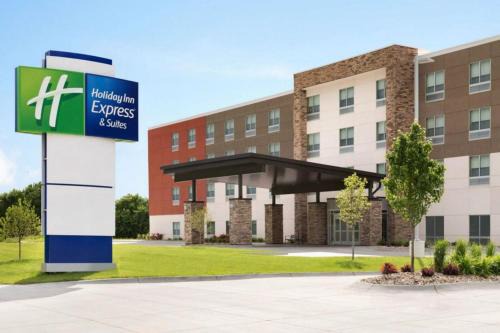Chino Hills Hotel | Holiday Inn Express & Suites Ontario - Chino Hills by IHG