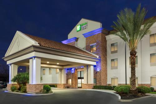 Merced Hotel | Holiday Inn Express & Suites Merced - Yosemite Natl Pk Area by IHG