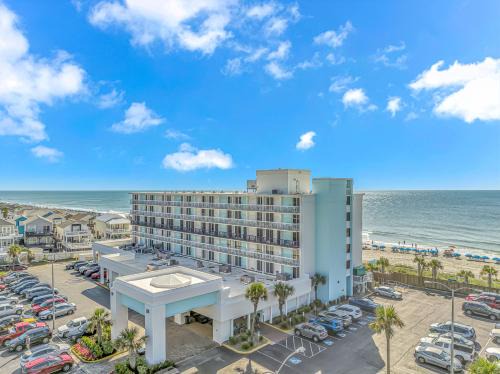 Surfside Beach Resort | Holiday Inn Resort Oceanfront at Surfside Beach by IHG