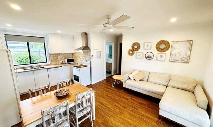 Port Victoria Apartment | Holiday Unit 3 in Port Victorian