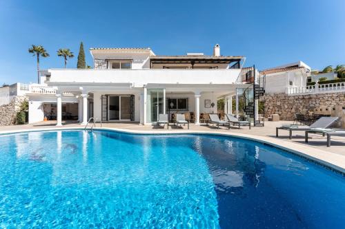 Mijas House | Holiday Villa Torrenueva
