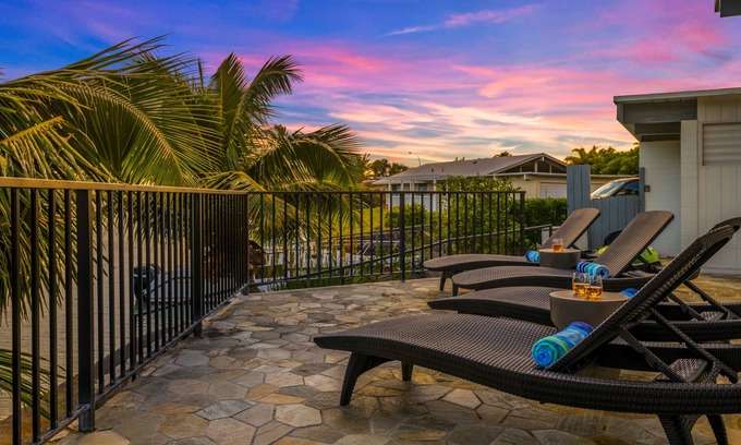 Portlock House | Holoholo Hale by Gather w/Marina Views, Jacuzzi, AC, & Nearby Beaches