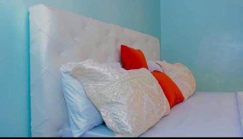 Ruhengeri Bed & Breakfast | Holy Land Resort