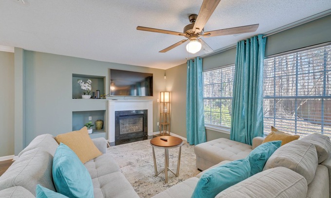 Paw Creek House | Home 9 Mi to Uptown Charlotte: Dogs Welcome!