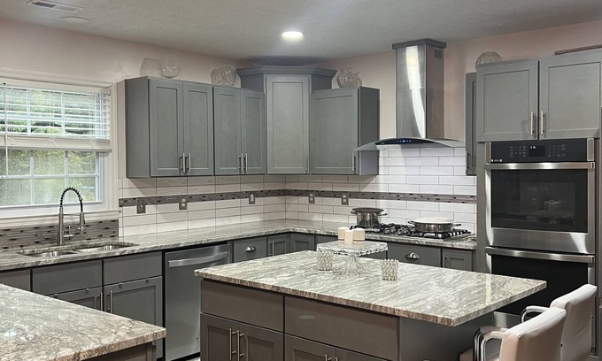 Conway House | Home away from home. Relaxing and welcoming stay. 20min from Myrtle Beach.