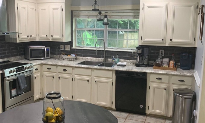 North Charleston House | Home Away From Home