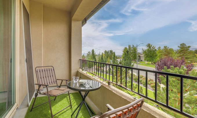 Northwest Reno House | Home Base w/Easy 1-80 Access: 4 Mi to Dtwn Reno!