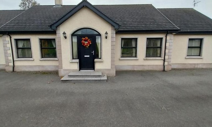 Cookstown House | Home from Home