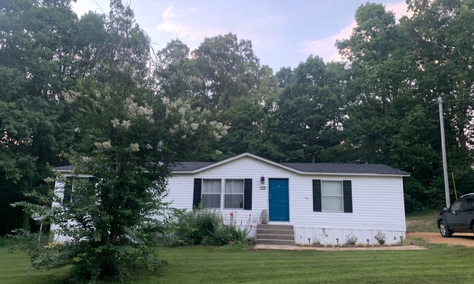 Dover House | Home near piney close to everything but tucked away