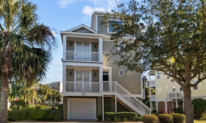 Litchfield by the Sea House | Home with 2 screen porches, 3 decks and captains deck with ocean view.