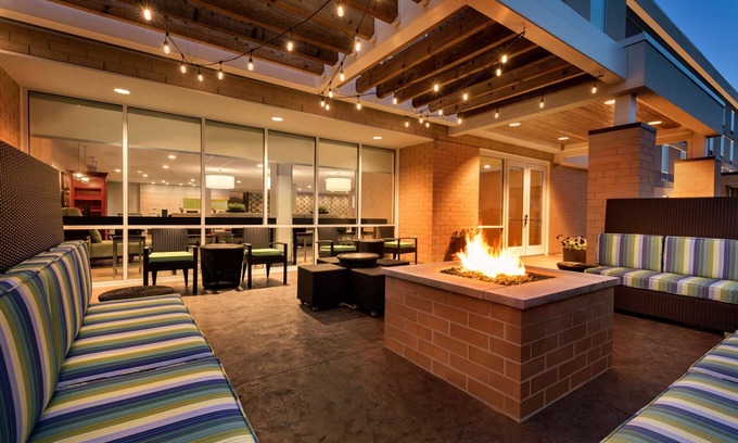 Menomonee Falls Hotel | Home2 Suites by Hilton Menomonee Falls Milwaukee