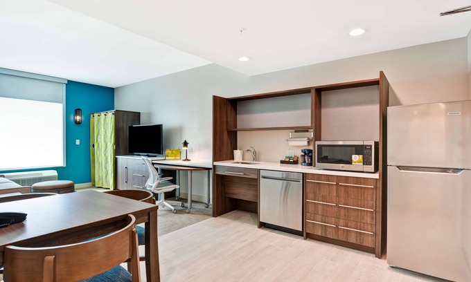 Normal Hotel | Home2 Suites by Hilton Bloomington Normal
