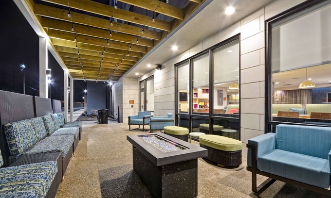 Summit Station Hotel | Home2 Suites by Hilton Columbus Airport East Broad