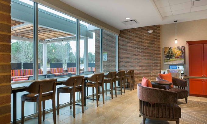 Belmont Historic District Hotel | Home2 Suites by Hilton Charlotte Belmont