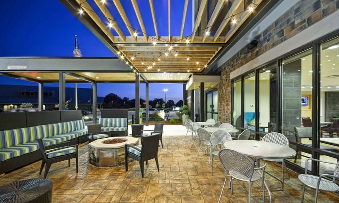 Decatur Hotel | Home2 Suites by Hilton Decatur Ingalls Harbor